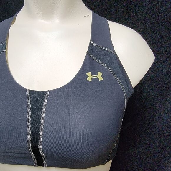 UNDERāARMOURāHEATGEARĀ RACERBACKāSPORTSāBRA - Picture 2 of 7